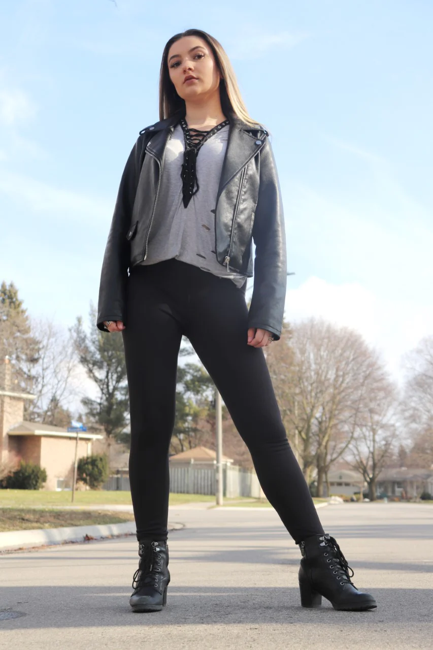 Black - Cozy Lined Leggings - Image 10