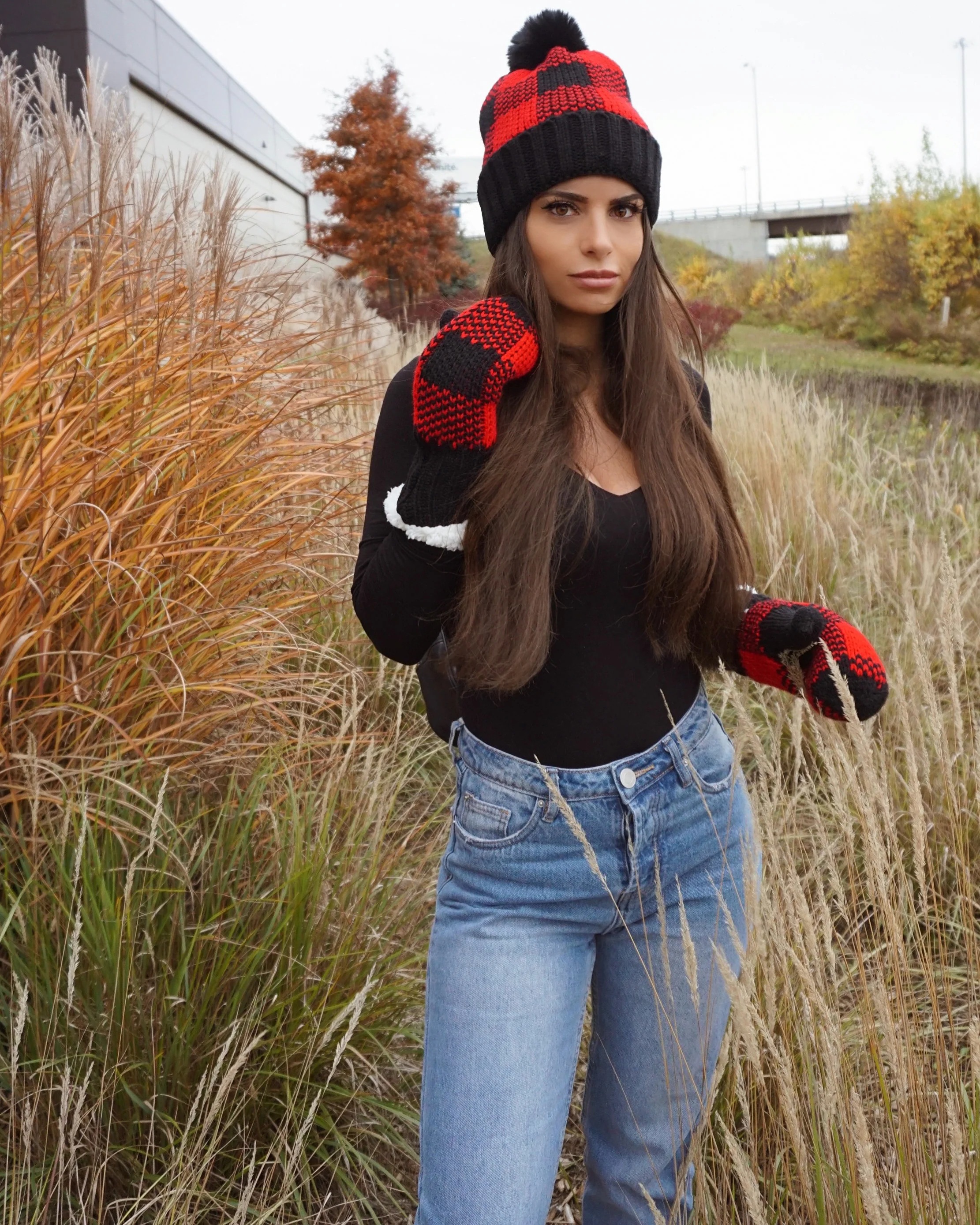 Black & Red - Cozy Lined Mittens - Image 10