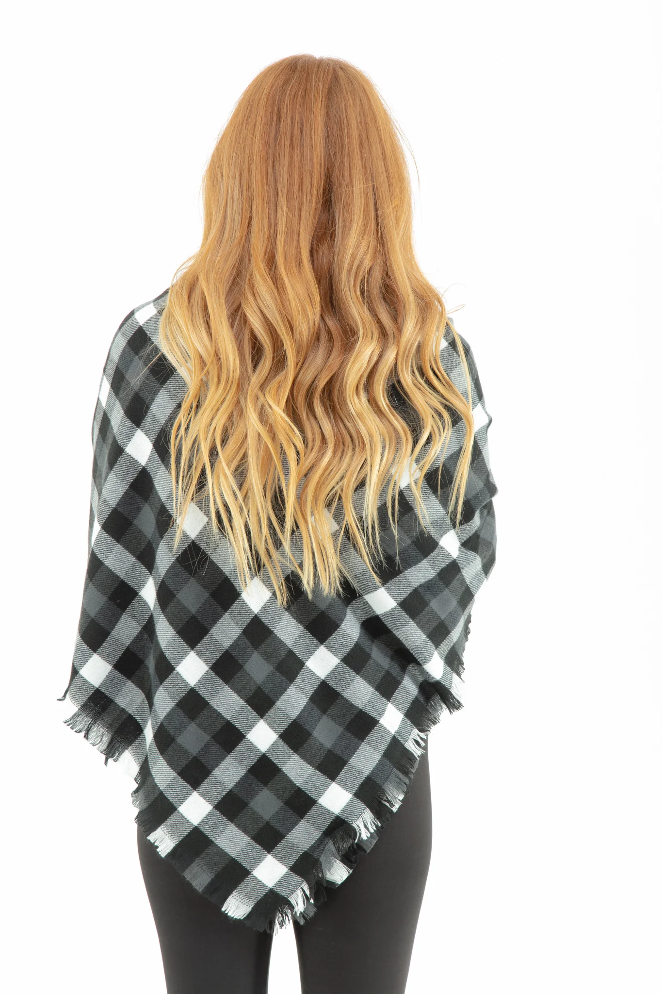Finom - Blanket Scarf - Image 3