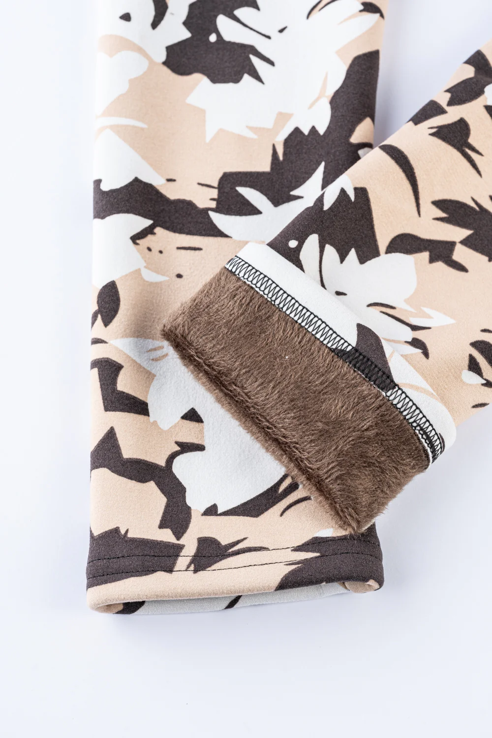 Hunter - Cozy Lined Leggings - Image 7