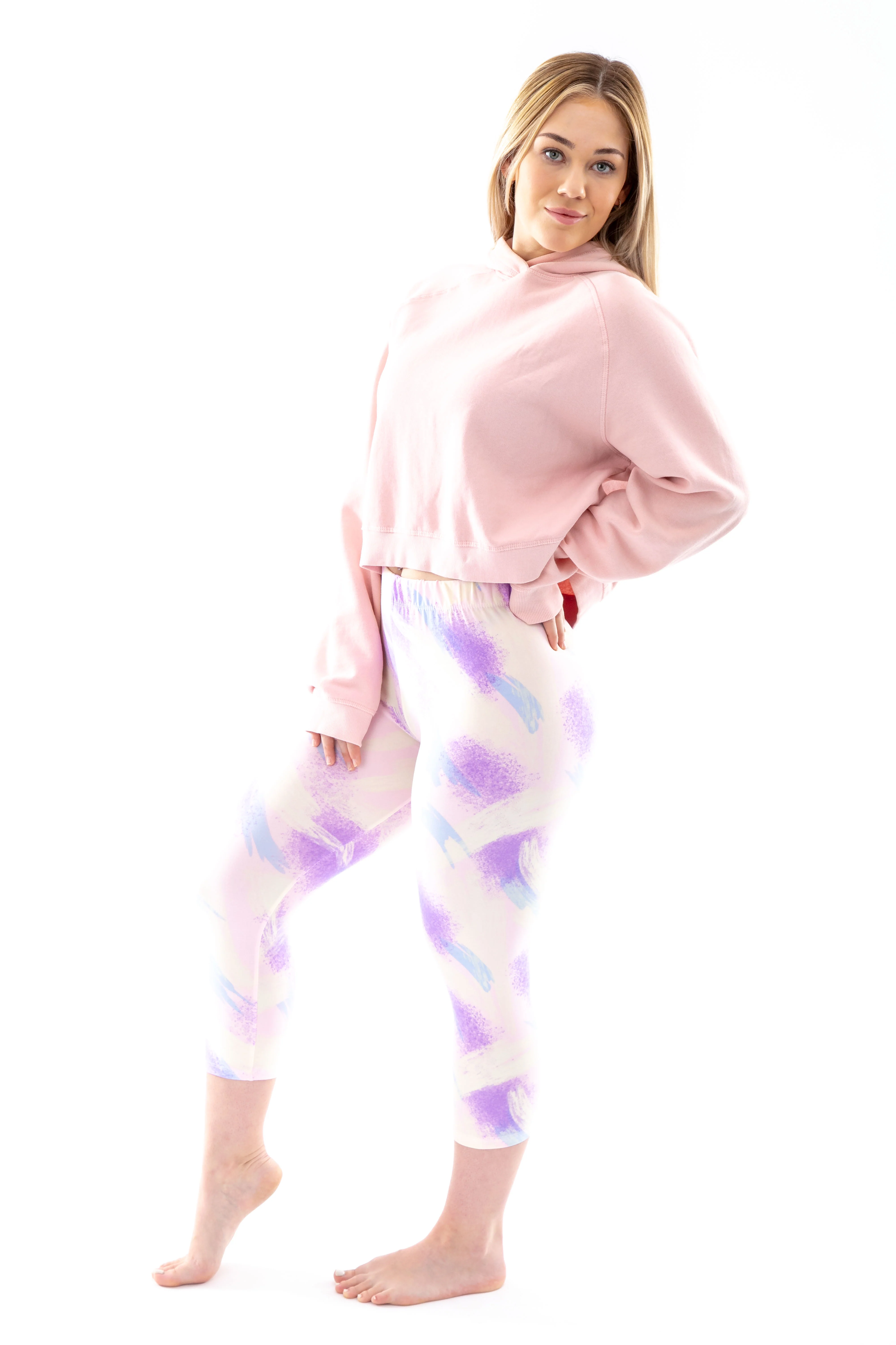 Lovely Strokes - Capris - Image 5