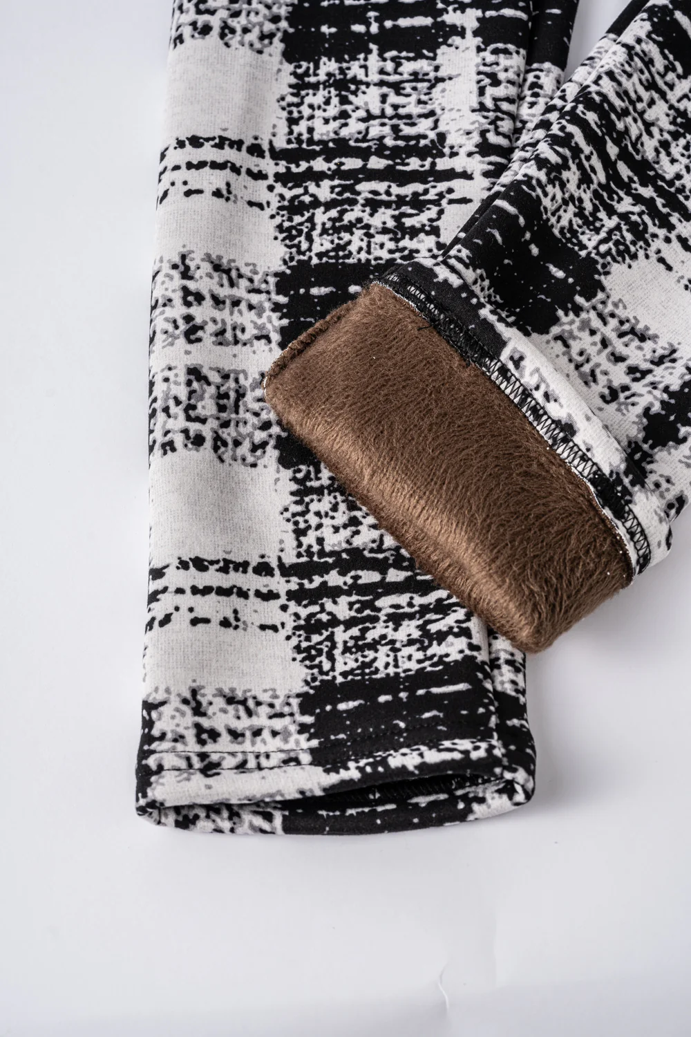 Plaid Print - Cozy Lined Leggings - Image 6