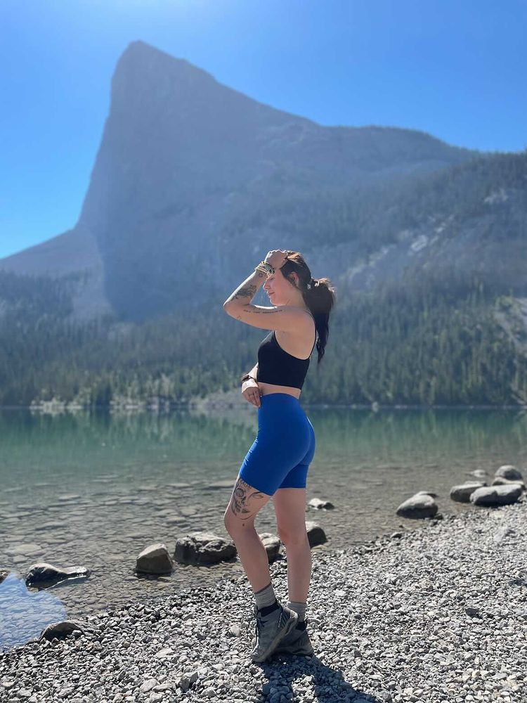 Royal Blue - Shorts - Image 9