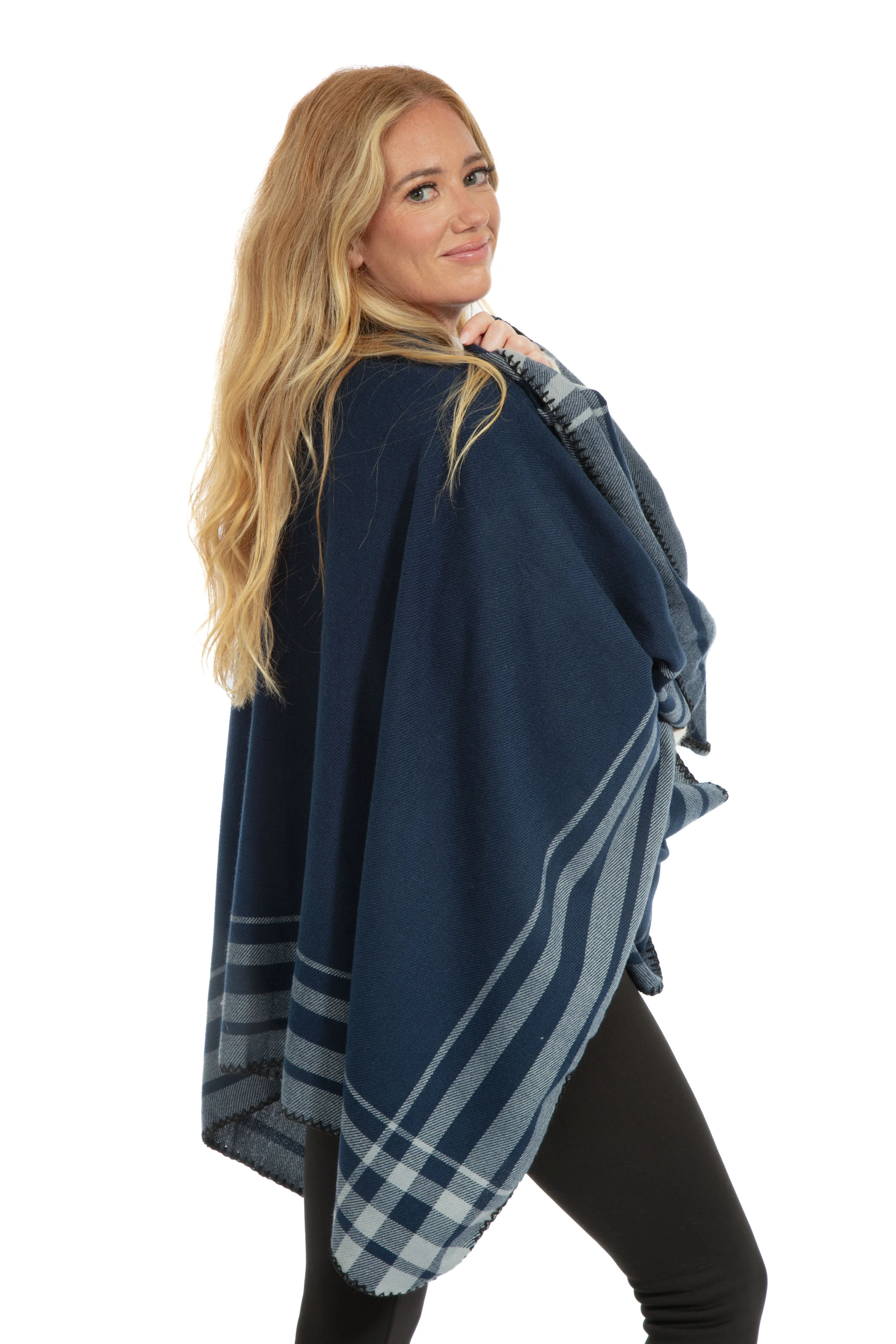 Sadelle - Poncho Scarf - Image 5