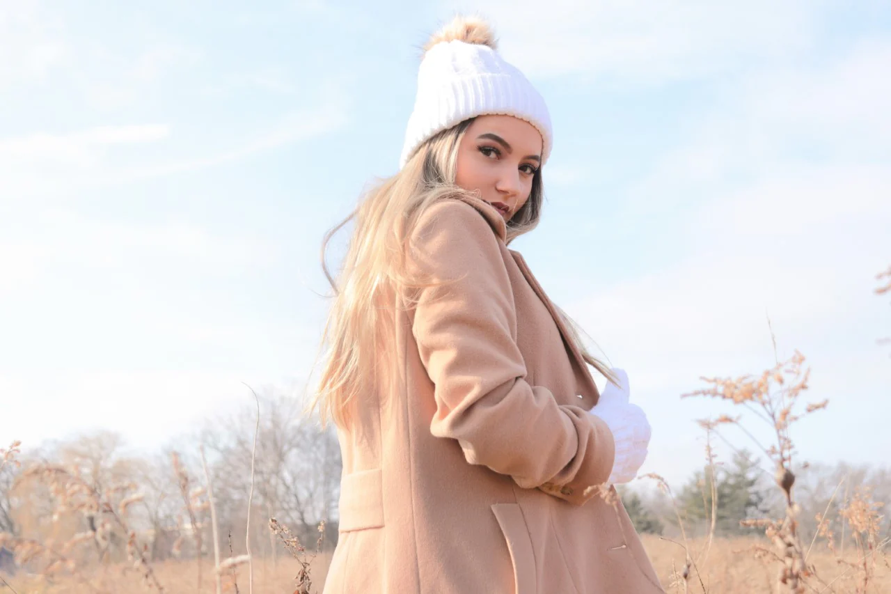 White - Cozy Lined Hat - Image 14